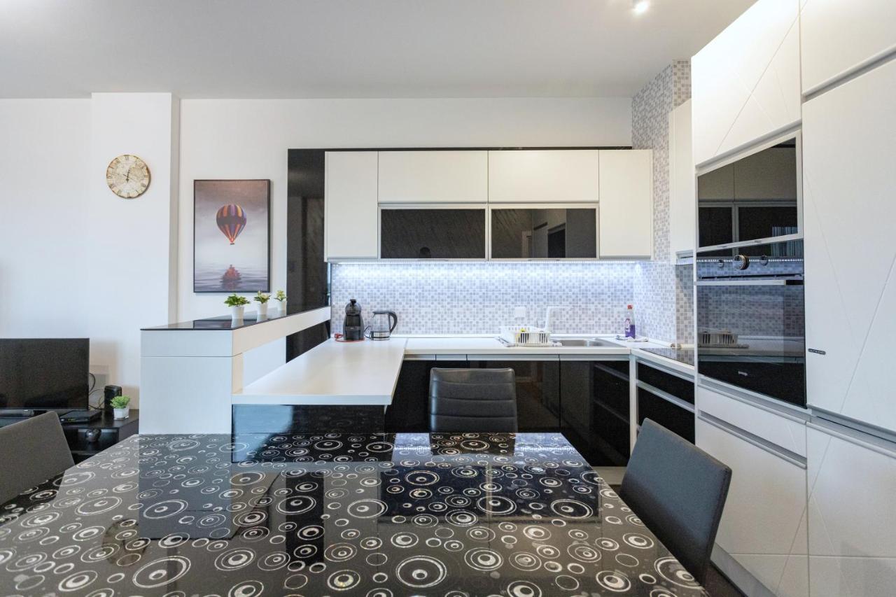 Pleasure Lux1 Apartment Beograd Bagian luar foto